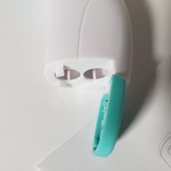 Infrared Forehead Thermometer YK001 Non Contact - Picture 6 of 7